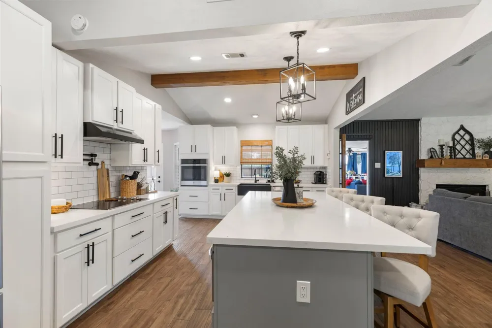 1207 Gail Drive Pinehurst, TX 77362