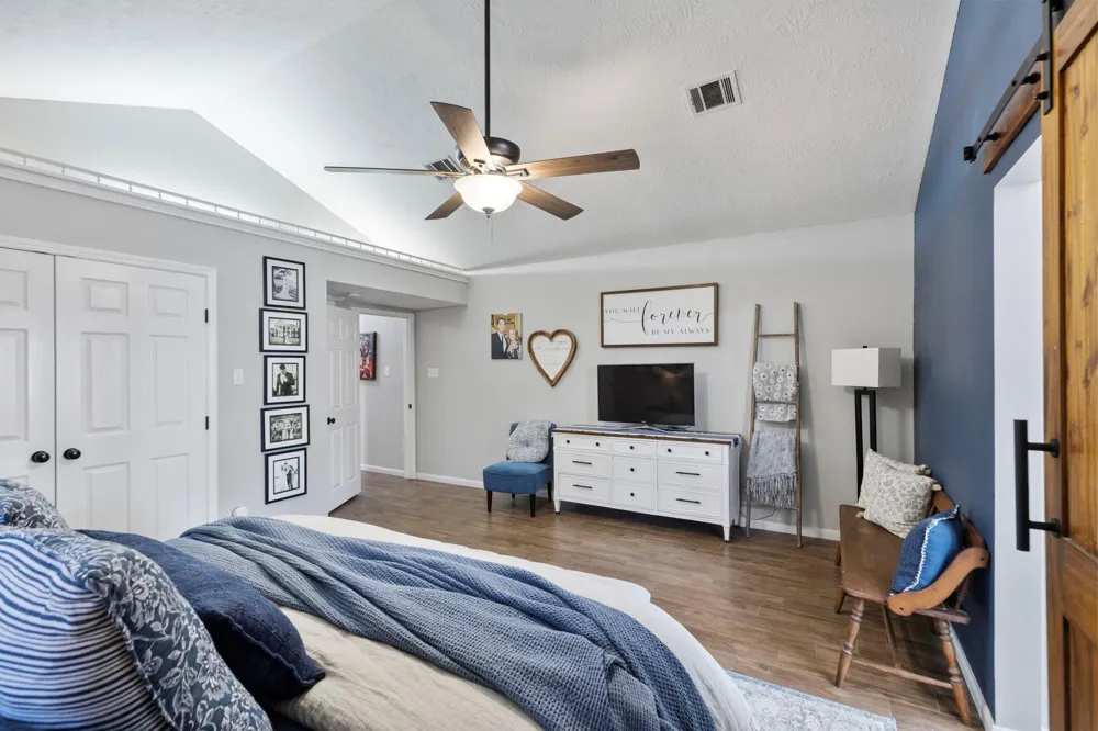 1207 Gail Drive Pinehurst, TX 77362