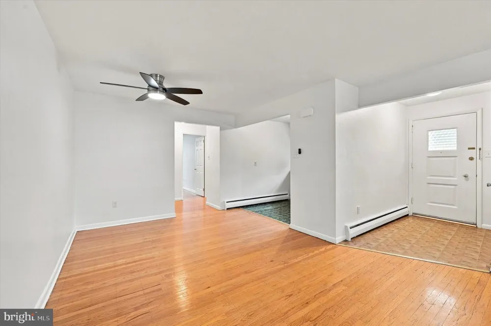 7815 QUEEN #A Wyndmoor, PA 19038