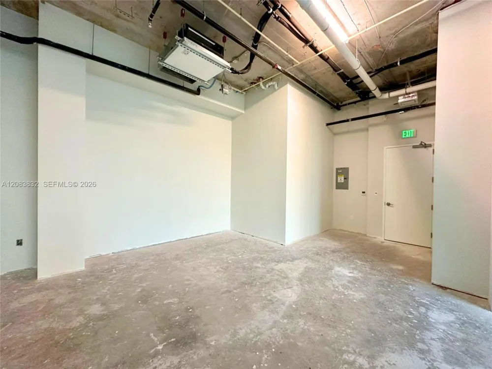 21290 Biscayne Blvd #302-303 Aventura, FL 33180