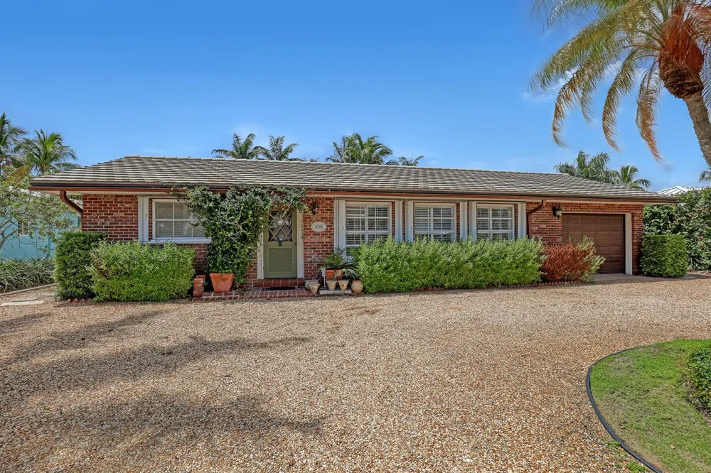 306 CASCADE LANE Palm Beach Shores, FL 33404