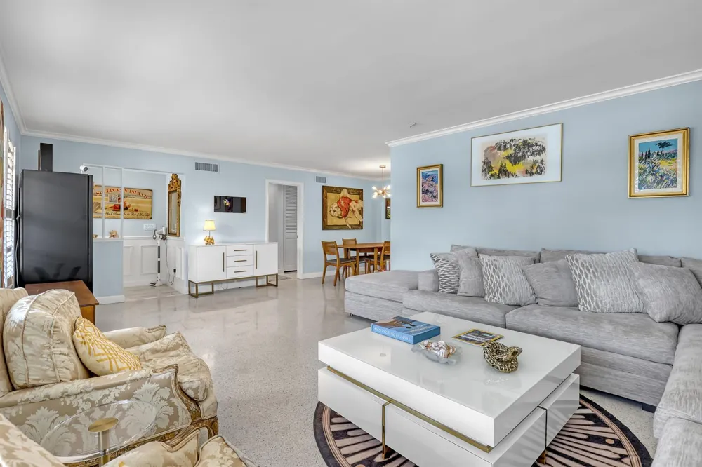 306 CASCADE LANE Palm Beach Shores, FL 33404