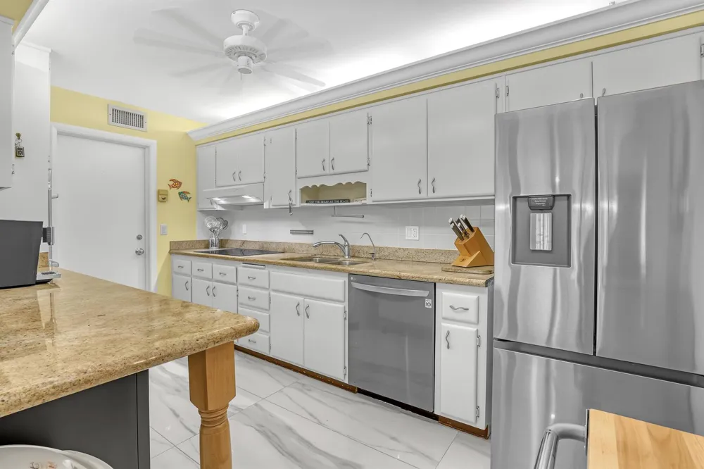 306 CASCADE LANE Palm Beach Shores, FL 33404