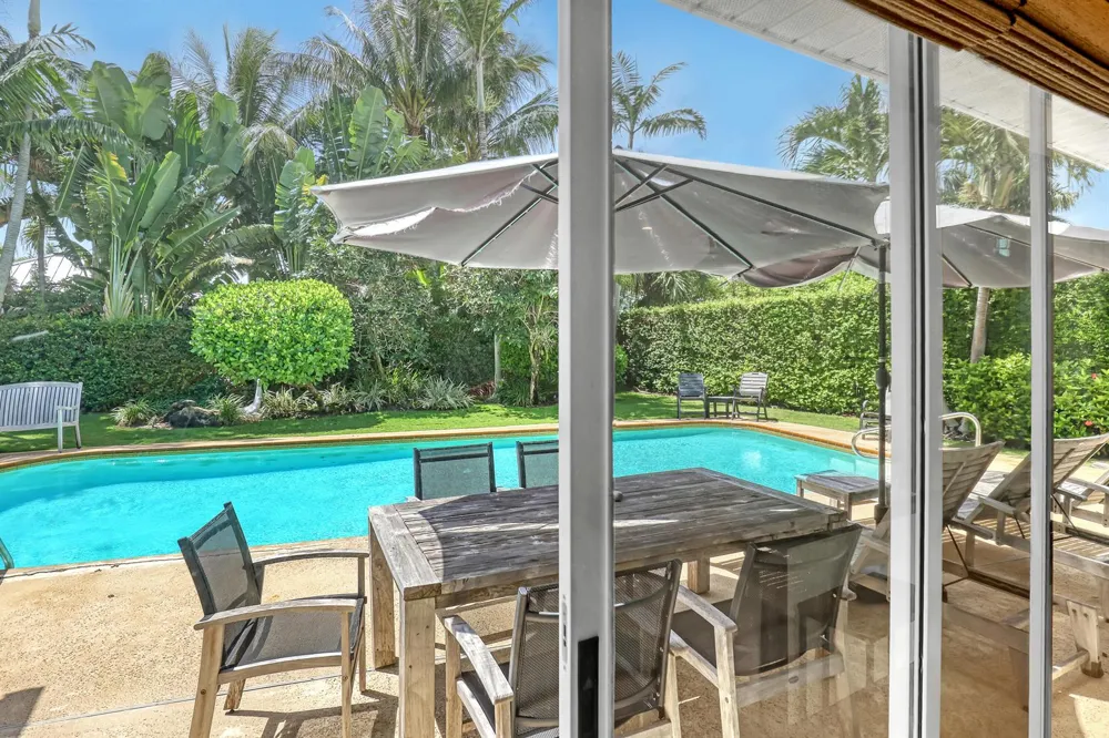 306 CASCADE LANE Palm Beach Shores, FL 33404