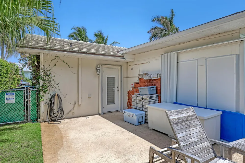 306 CASCADE LANE Palm Beach Shores, FL 33404