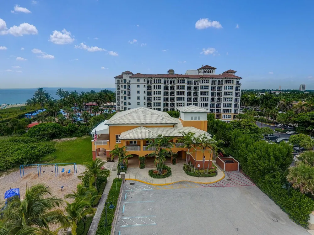 306 CASCADE LANE Palm Beach Shores, FL 33404