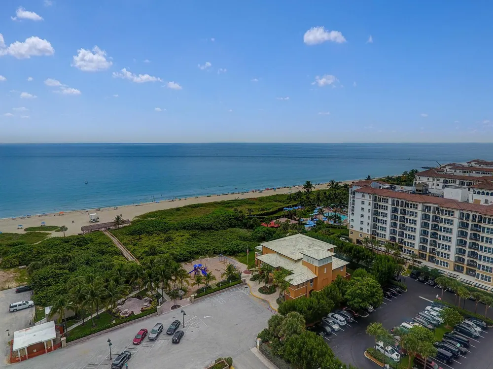 306 CASCADE LANE Palm Beach Shores, FL 33404