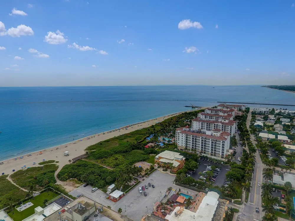 306 CASCADE LANE Palm Beach Shores, FL 33404