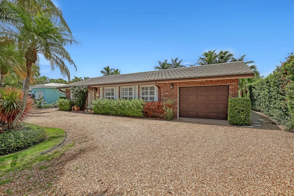 306 CASCADE LANE Palm Beach Shores, FL 33404