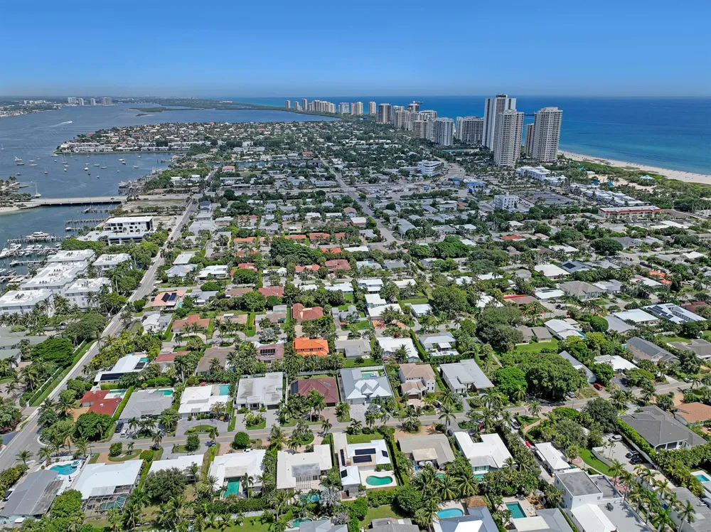 306 CASCADE LANE Palm Beach Shores, FL 33404