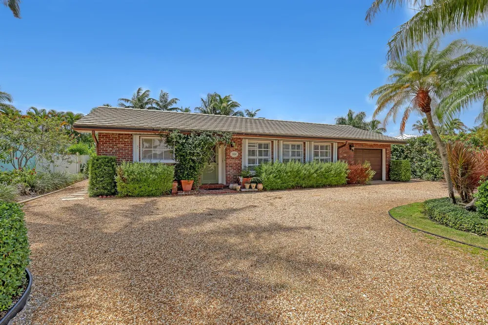 306 CASCADE LANE Palm Beach Shores, FL 33404