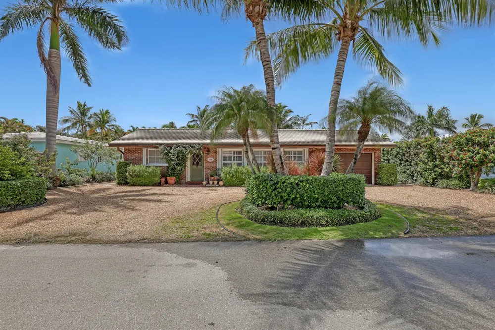 306 CASCADE LANE Palm Beach Shores, FL 33404