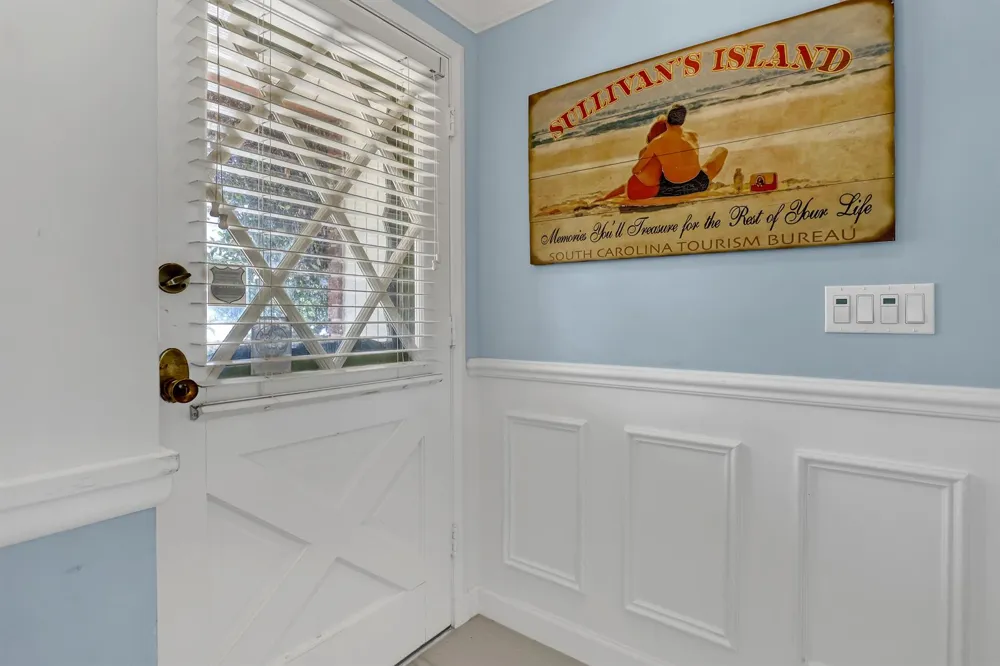 306 CASCADE LANE Palm Beach Shores, FL 33404