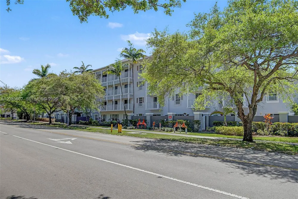 7000 SW 80th St #101 Miami, FL 33143