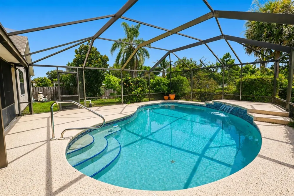 878 SW McComb Avenue Port St. Lucie, FL 34953