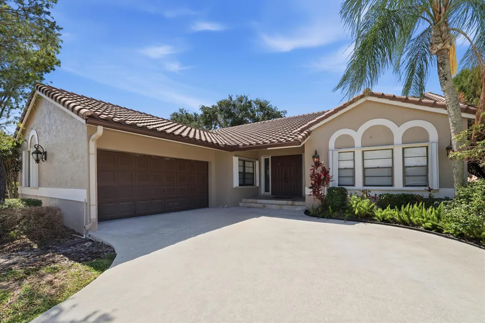 8555 Eagle Run Drive Boca Raton, FL 33434