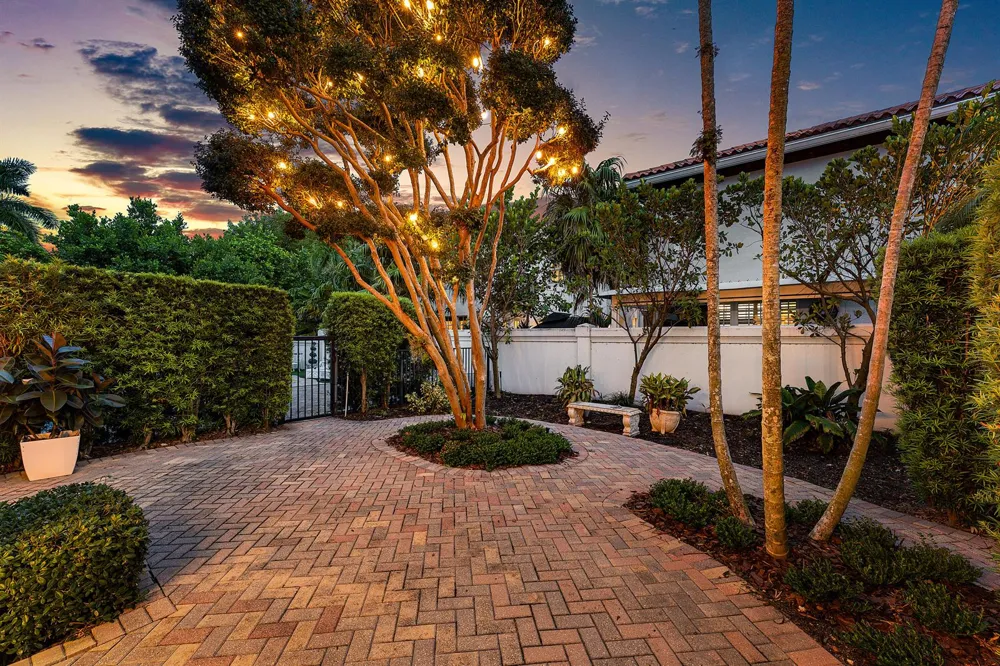 828 ESTUARY WAY Delray Beach, FL 33483