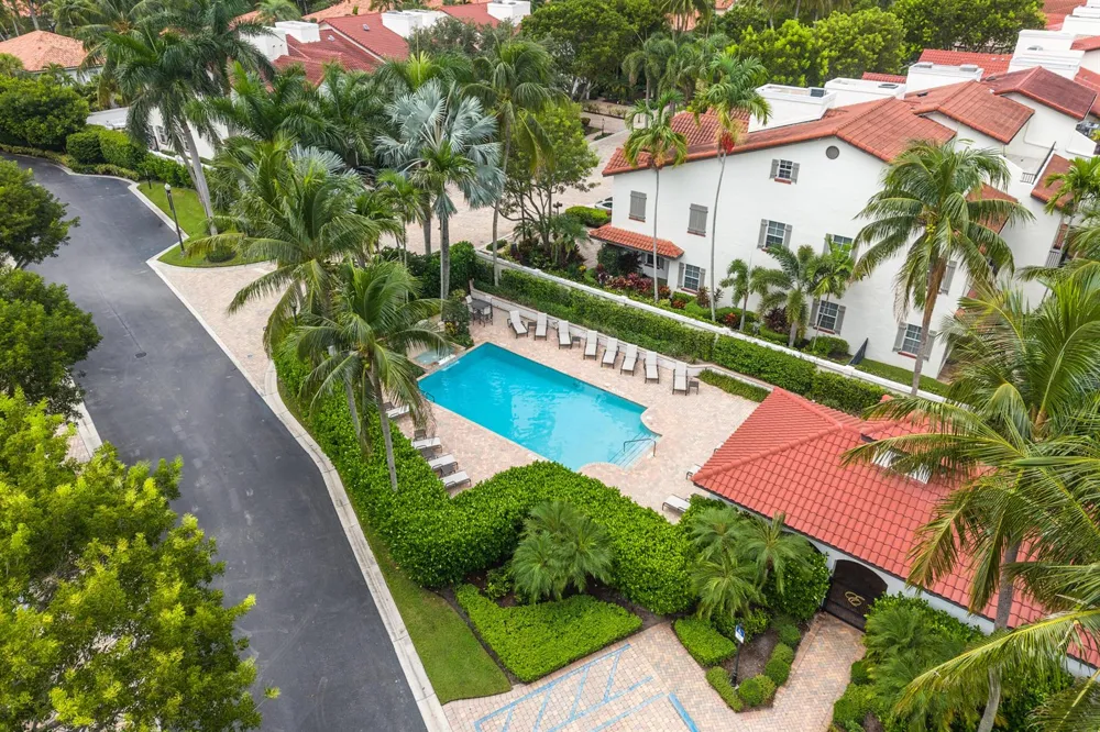 828 ESTUARY WAY Delray Beach, FL 33483