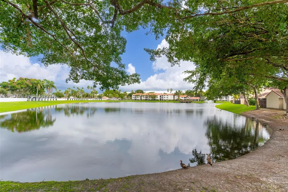 6552 NW 172nd Ln Hialeah, FL 33015