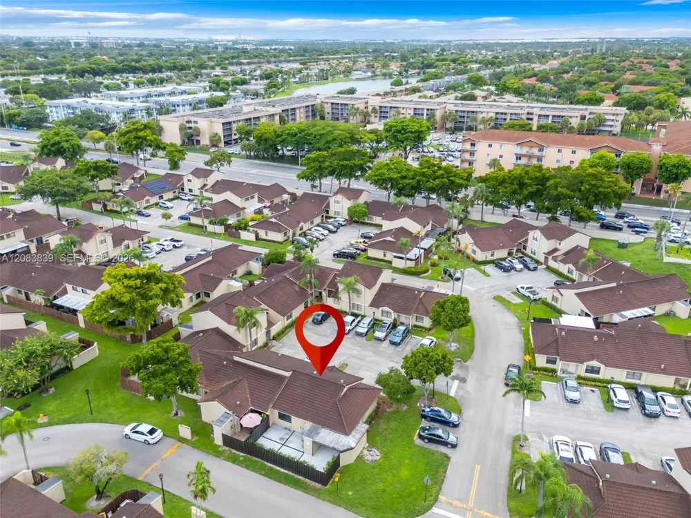 6552 NW 172nd Ln Hialeah, FL 33015