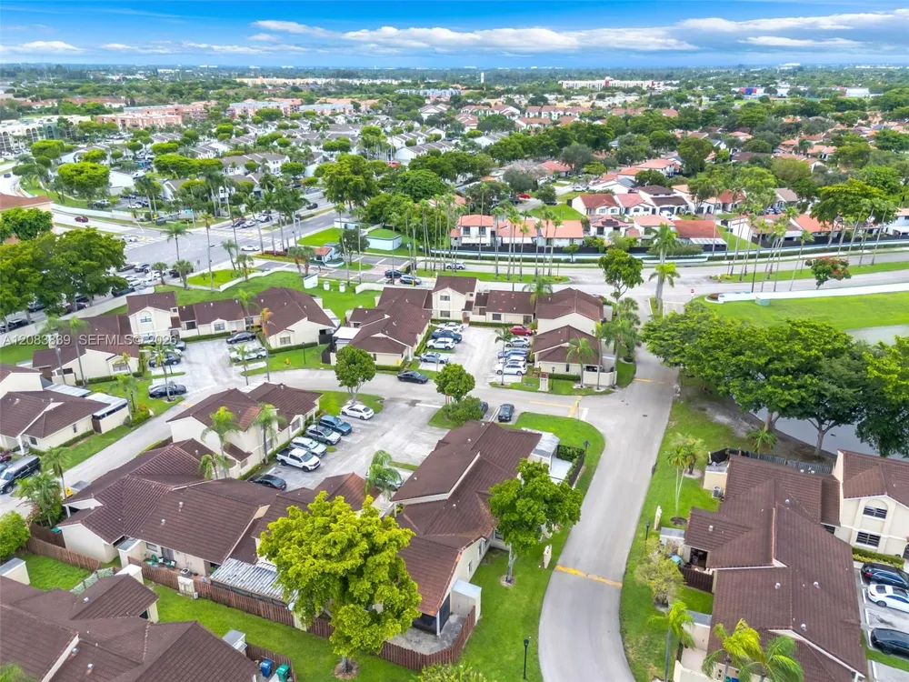 6552 NW 172nd Ln Hialeah, FL 33015