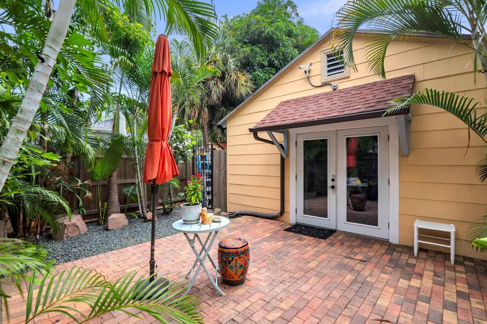319 Plymouth Road West Palm Beach, FL 33405