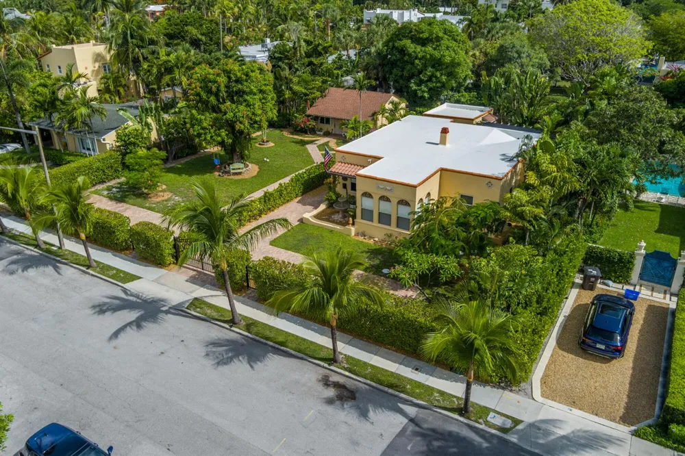 319 Plymouth Road West Palm Beach, FL 33405