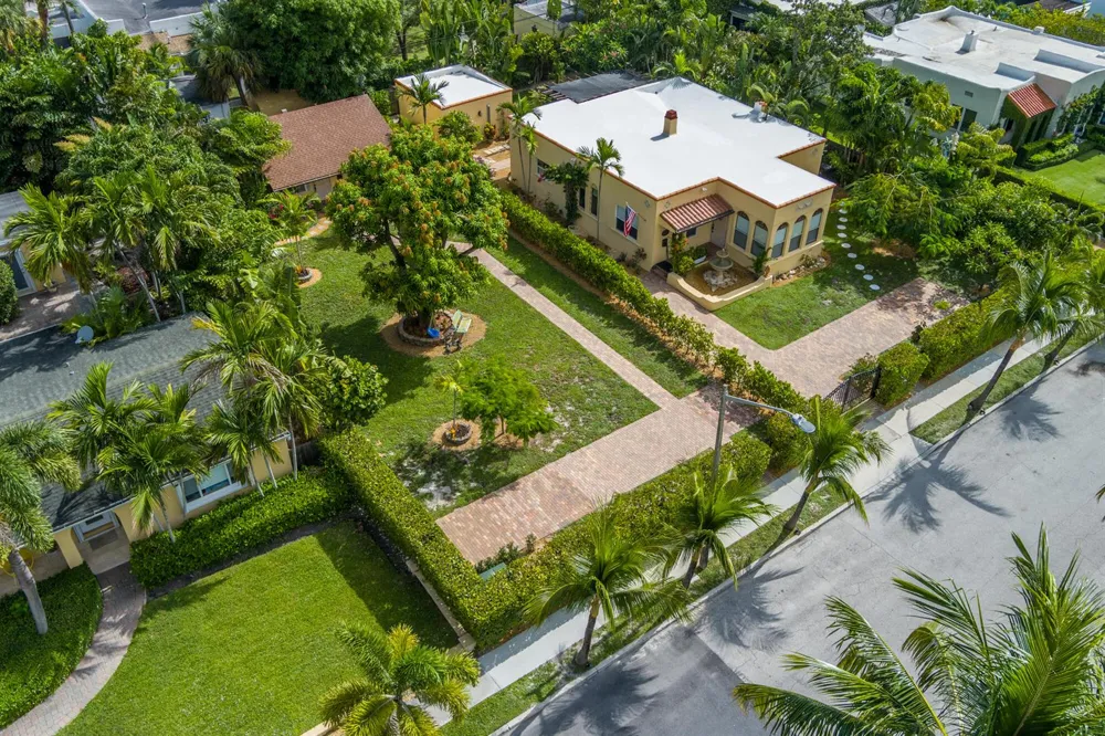 319 Plymouth Road West Palm Beach, FL 33405