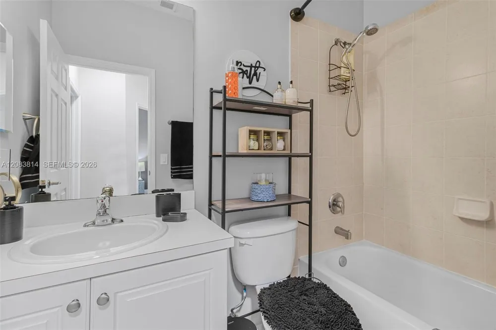 8962 SW 225th St ## Cutler Bay, FL 33190