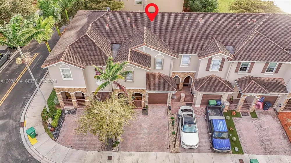 8962 SW 225th St ## Cutler Bay, FL 33190