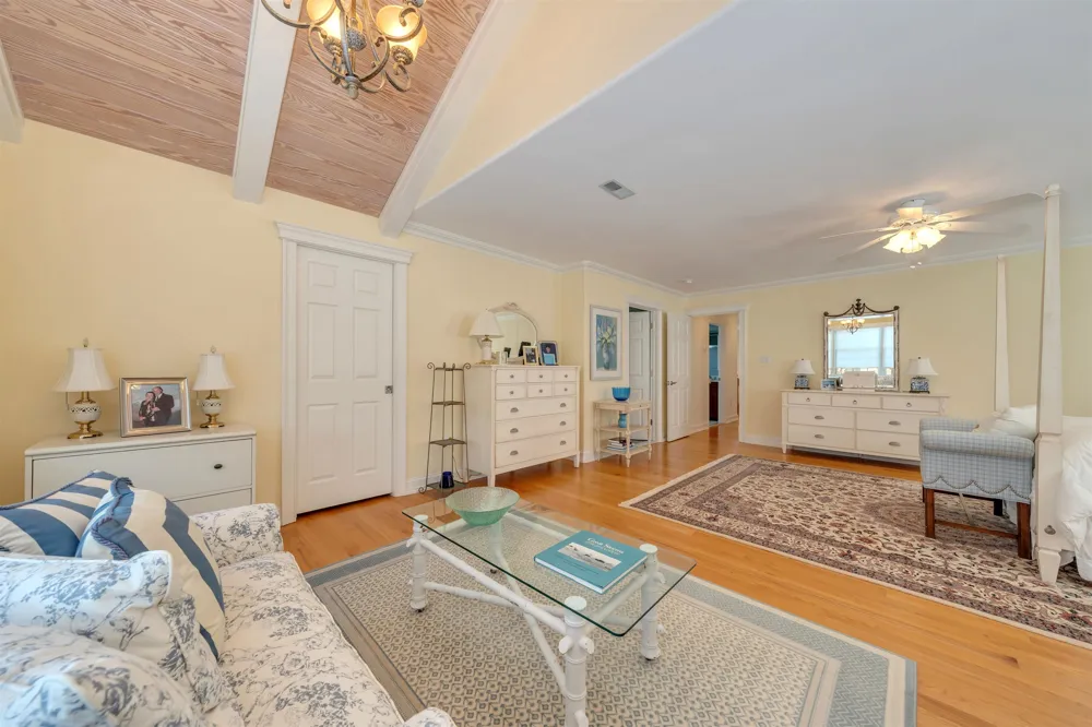 737 Sunset Boulevard West Cape May, NJ 08204