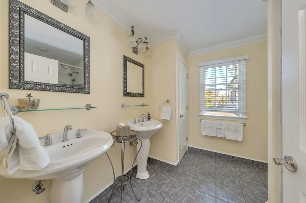 737 Sunset Boulevard West Cape May, NJ 08204