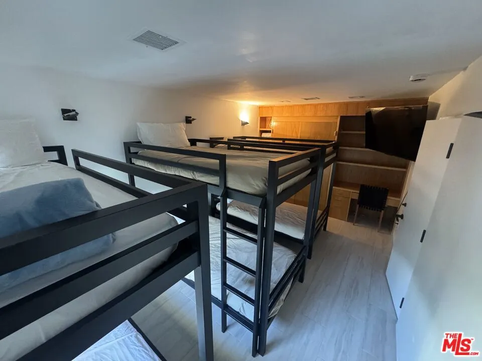 25302 Malibu Road Malibu, CA 90265
