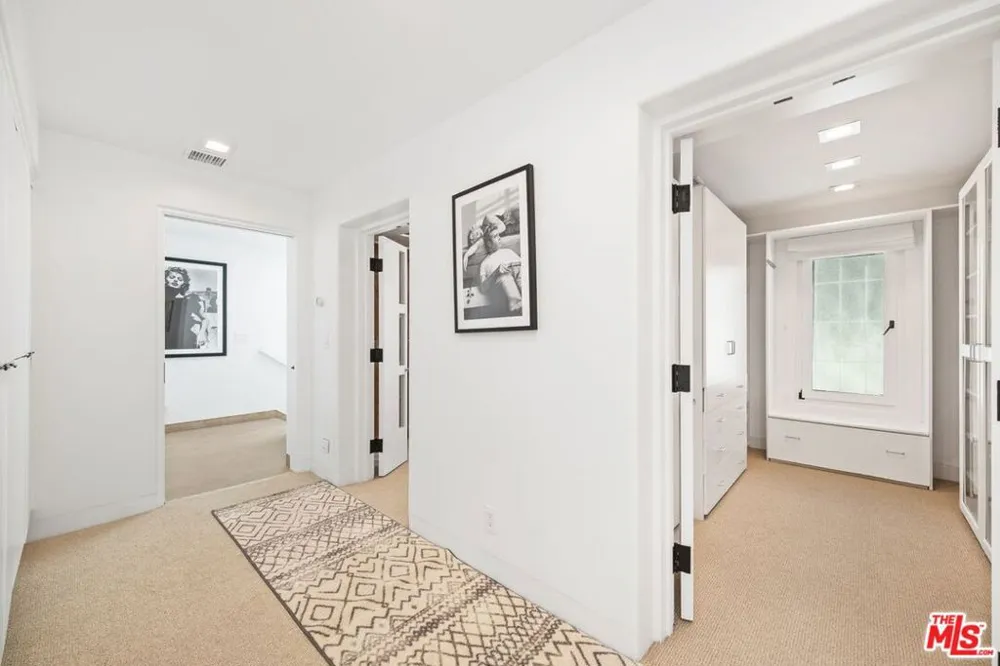 25302 Malibu Road Malibu, CA 90265