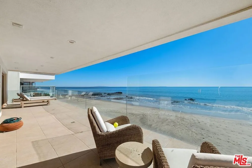 25302 Malibu Road Malibu, CA 90265