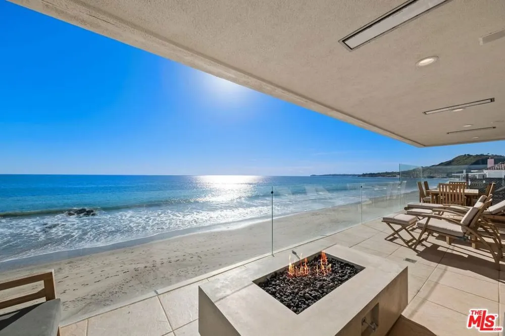 25302 Malibu Road Malibu, CA 90265