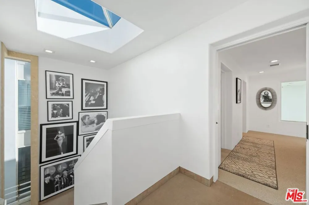 25302 Malibu Road Malibu, CA 90265