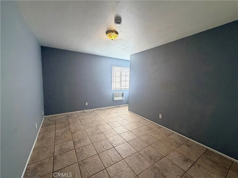1548 11th Avenue #B Ontario, CA 91764
