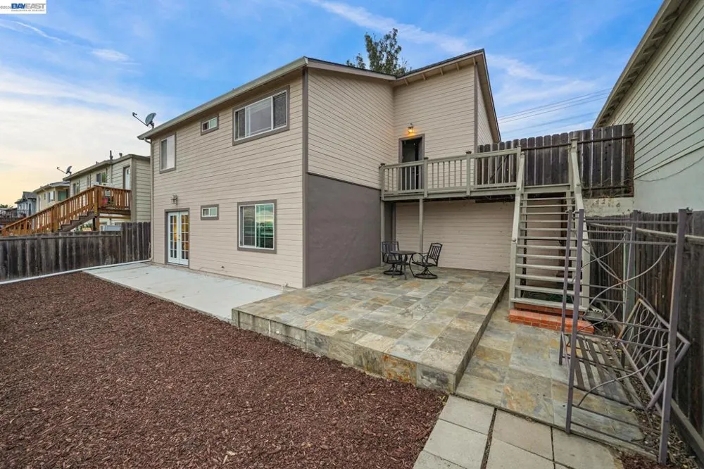 1260 Highland Blvd Hayward, CA 94542