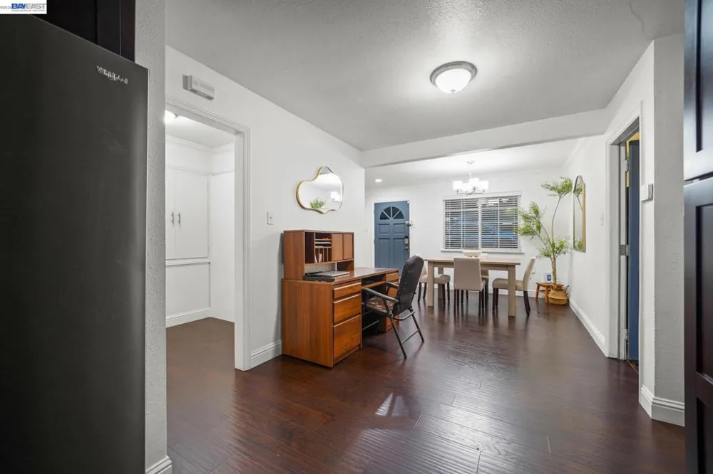 1260 Highland Blvd Hayward, CA 94542