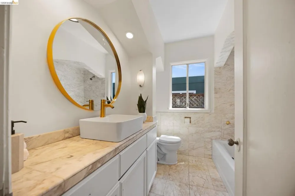 229 Ramona Ave El Cerrito, CA 94530