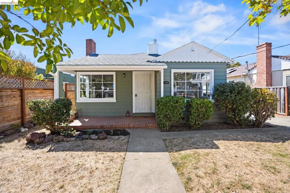 229 Ramona Ave El Cerrito, CA 94530