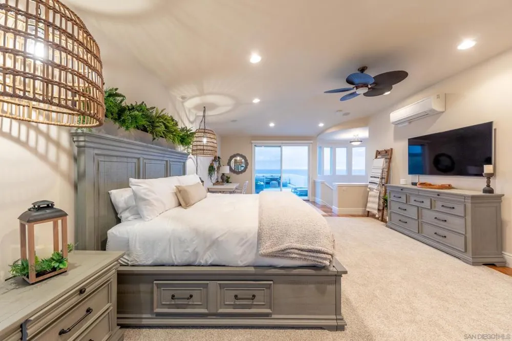 1731 S Pacific St Oceanside, CA 92054