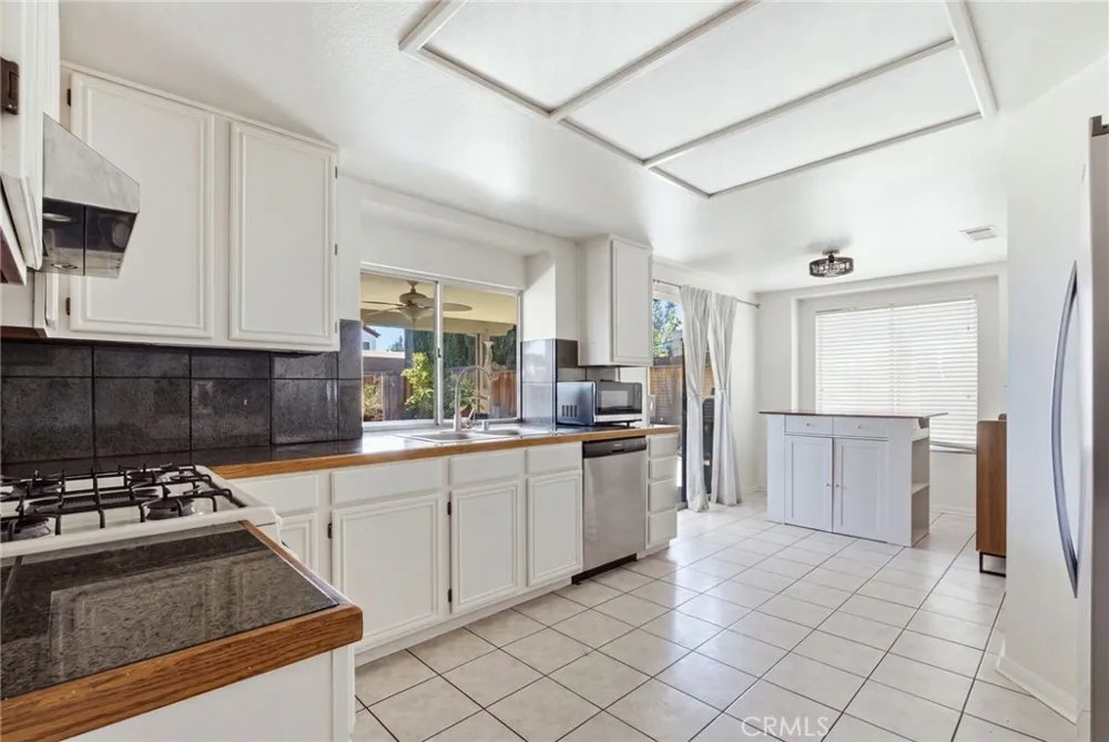 27041 Ravenhill Court Temecula, CA 92591