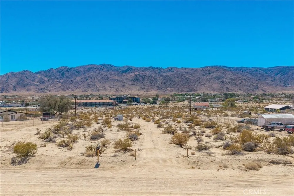 72531 Nicolson Drive 29 Palms, CA 92277