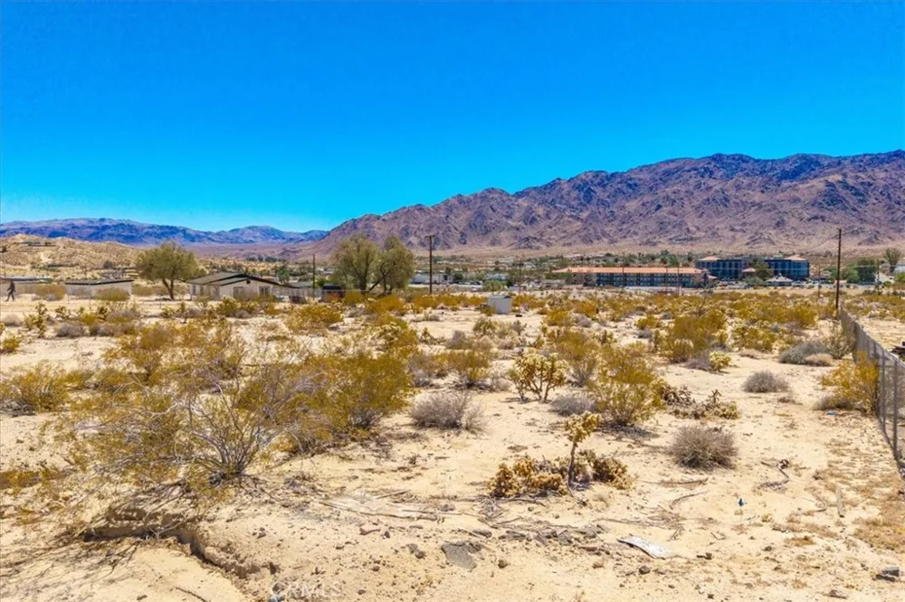72531 Nicolson Drive 29 Palms, CA 92277