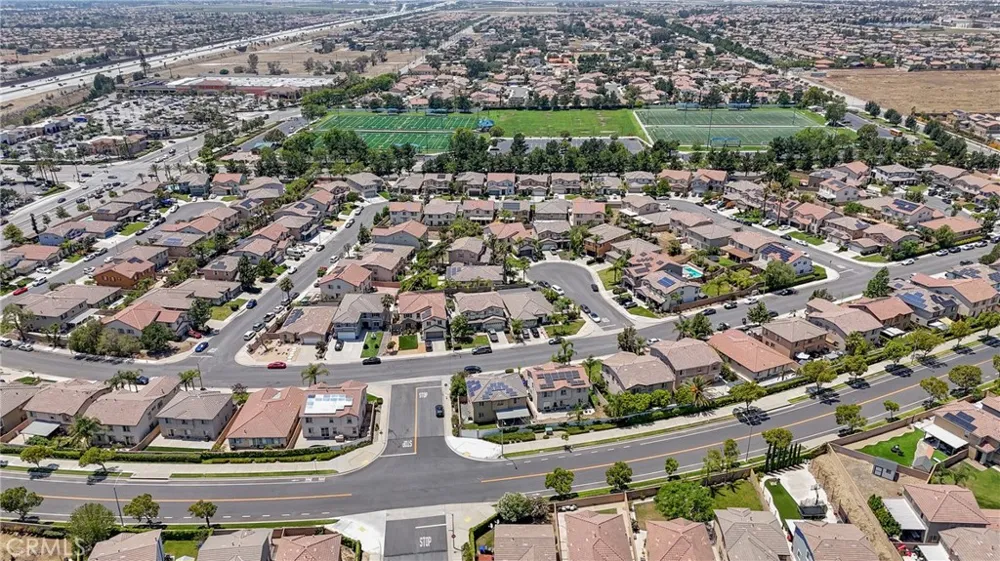 6229 Eaglemont Fontana, CA 92336