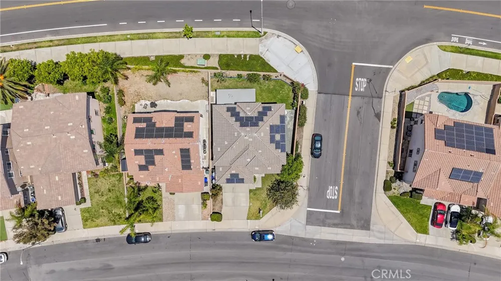 6229 Eaglemont Fontana, CA 92336