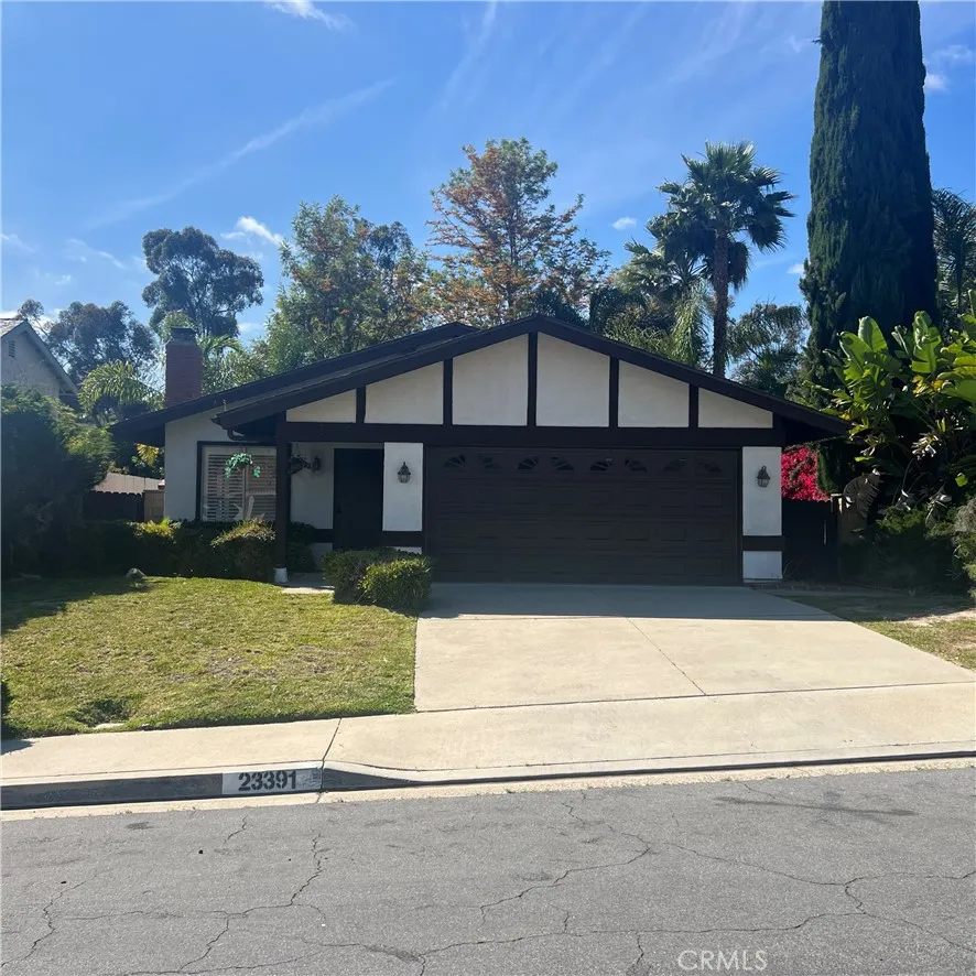 23391 Via Ronda Mission Viejo, CA 92691
