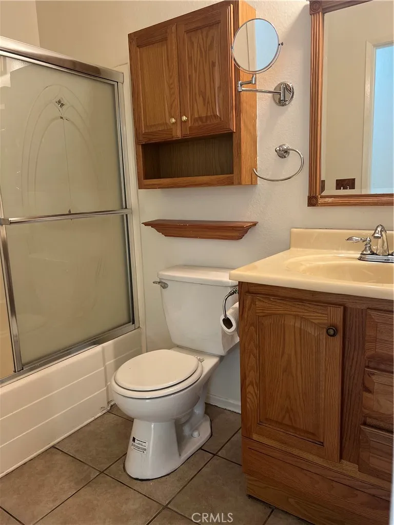 23391 Via Ronda Mission Viejo, CA 92691
